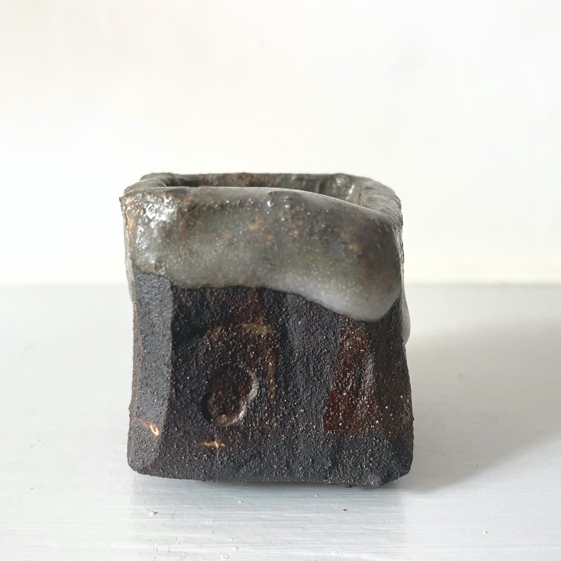 SabineSchmidtPottery Small Clay Art Object 05 – Kurinuki Devon Ceramics